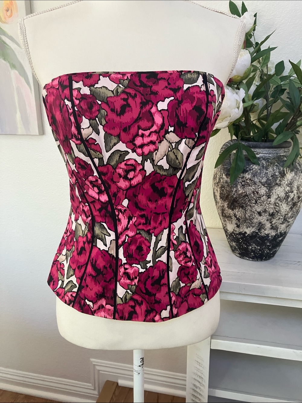 White House Black Market Fuchsia Pink Floral Strapless Bustier Top